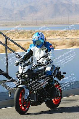 media/Apr-10-2022-SoCal Trackdays (Sun) [[f104b12566]]/Around the Pits/